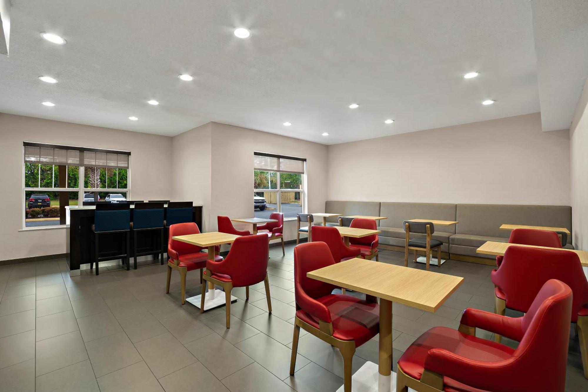 Comfort Inn & Suites Santee I-95 Εξωτερικό φωτογραφία