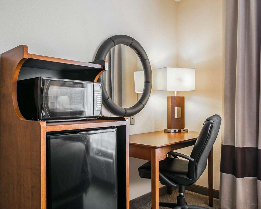 Comfort Inn & Suites Santee I-95 Δωμάτιο φωτογραφία