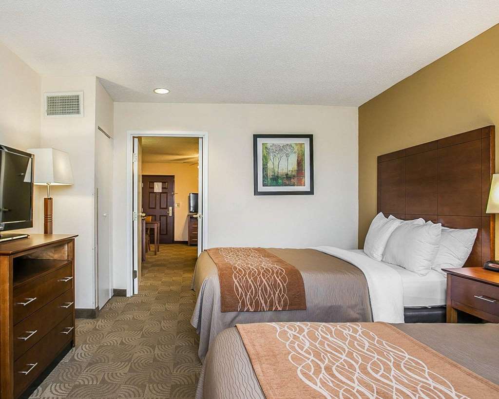 Comfort Inn & Suites Santee I-95 Δωμάτιο φωτογραφία