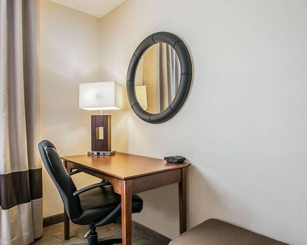 Comfort Inn & Suites Santee I-95 Δωμάτιο φωτογραφία
