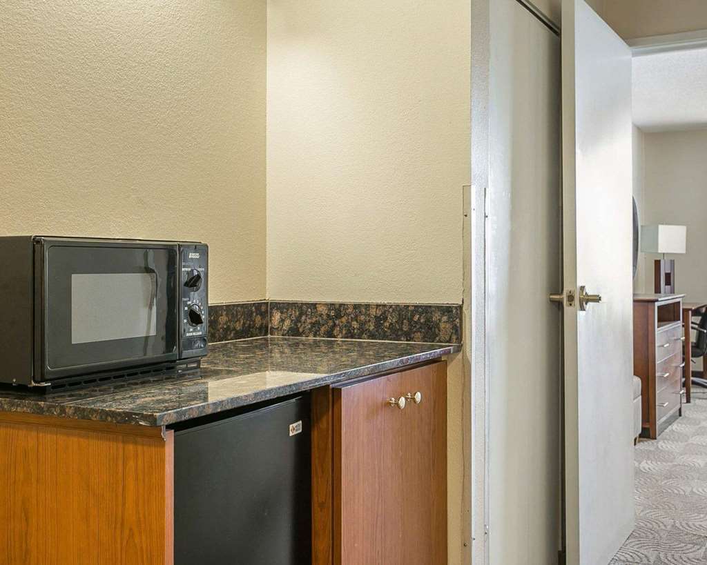 Comfort Inn & Suites Santee I-95 Δωμάτιο φωτογραφία